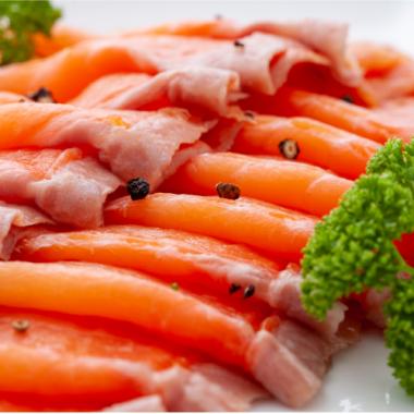 Smoked Salmon［Sockeye Salmon・Half］650ｇ