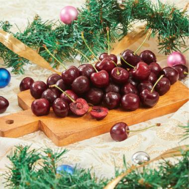 Dark Cherry From Chile [Approx 2.2lbs]